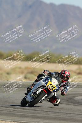 media/Oct-04-2025-CVMA (Sat) [[408bcdd6e4]]/Race 14-500-400-350 Supersport/